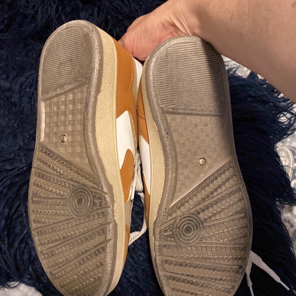 Sneakers lots of life left. - Picture 4 of 5